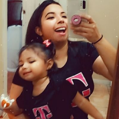 Profile Picture of Rosa Morales (@rosa90isela) on Twitter