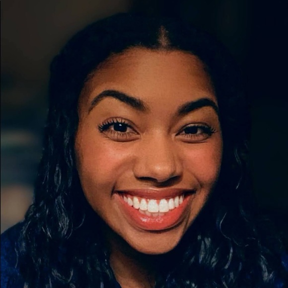 Profile Picture of Cheyenne Walker (@cheyboogie123) on Poshmark