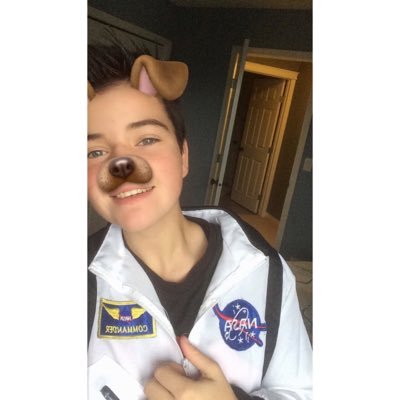 Profile Picture of Jessica (@jessicachubbs) on Twitter