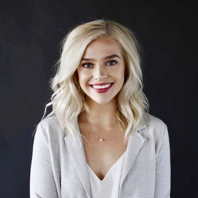 Profile Picture of Lindsey Calhoon (@lindscalhoon) on Twitter