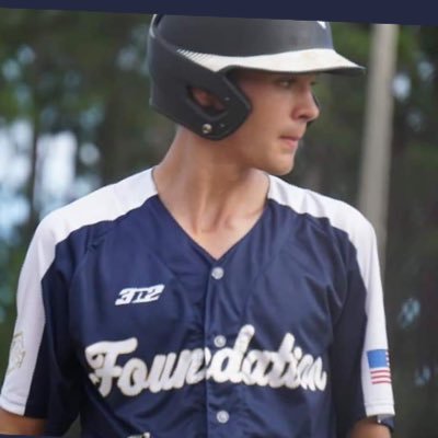 Profile Picture of Tyler (@TylerHacker3402) on Twitter