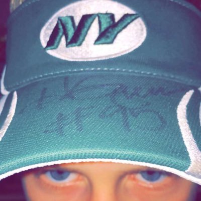 Profile Picture of Daniel Kinsley (@_lilyvngin) on Twitter