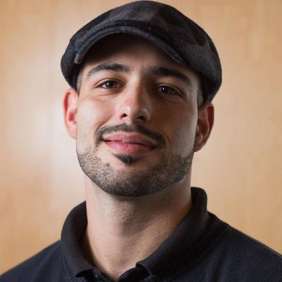 Profile Picture of Benny Catalano (@bennycatalano) on Poshmark