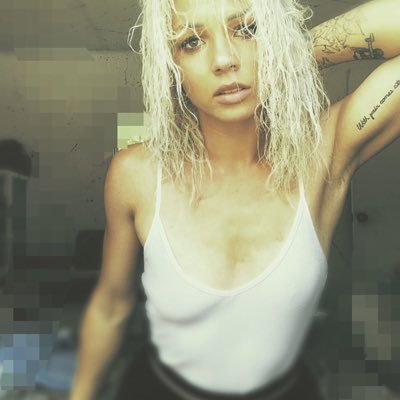 Profile Picture of Destiny Cheyenne Weaver (@toni66048) on Twitter
