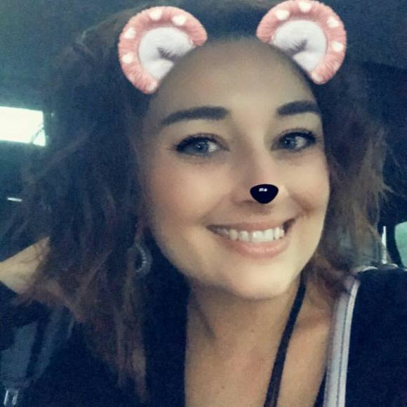 Profile Picture of Dana Pagel (@danaleep) on Poshmark