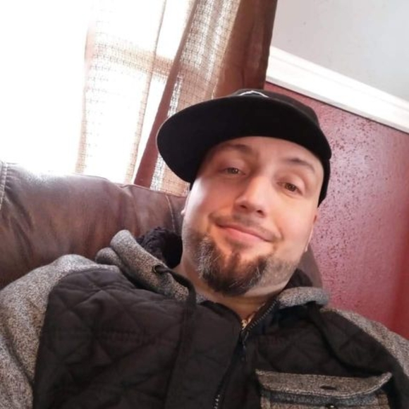 Profile Picture of Scott Weekley (@weekleyscott99) on Poshmark