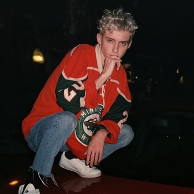 Profile Picture of Save (@herflicker) on Twitter