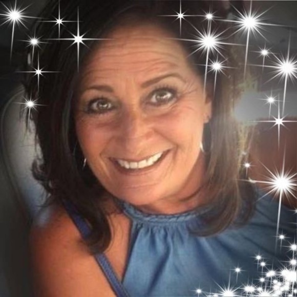 Belinda Blackshear - Poshmark Profile Picture of Belinda Blackshear (@belindablackshe) on Poshmark