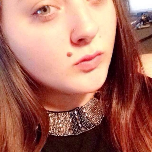 Profile Picture of Gabriel Keeler (@gabbycutie656) on Poshmark