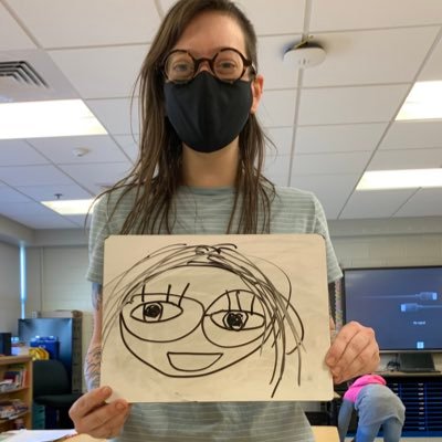 Profile Picture of Hannah Ayers (@shenhannahganss) on Twitter