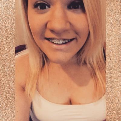 Profile Picture of Kelly Mcclearn (@kelly_mcclearn) on Twitter