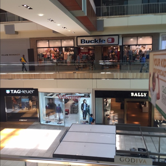 Profile Picture of Brittany Sublett (@bsublett) on Poshmark