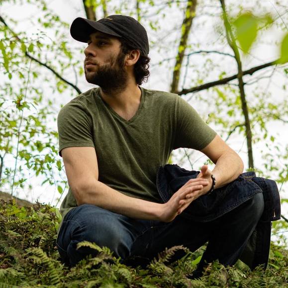 Profile Picture of Kristian Rodriguez (@kris3675) on Poshmark