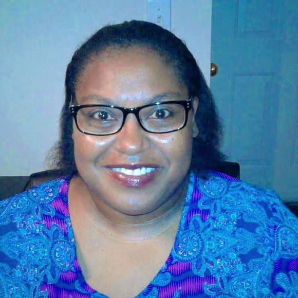 Profile Picture of Jenifer Peek goss (@jgoss59) on Poshmark