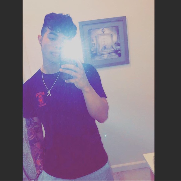 Profile Picture of Raymond Rodriguez (@rayjmudbone) on Poshmark