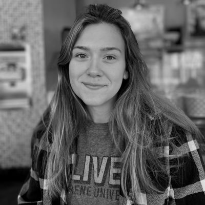 Profile Picture of Valerie Lindsey (@Val_Lindsey12) on Twitter