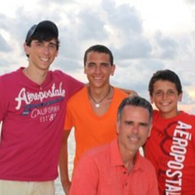 Profile Picture of Mitchell Farrell (@pureguyncyc) on Twitter