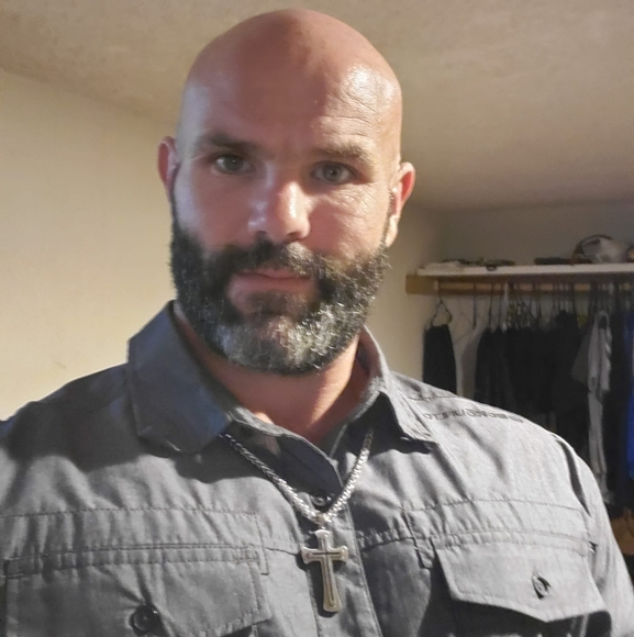 Profile Picture of Charles Walrath (@bbodeann) on Poshmark