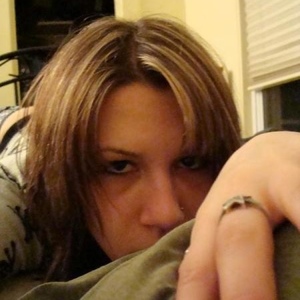 Profile Picture of Amy Farrow (@xxbrokenangeixx) on Myspace