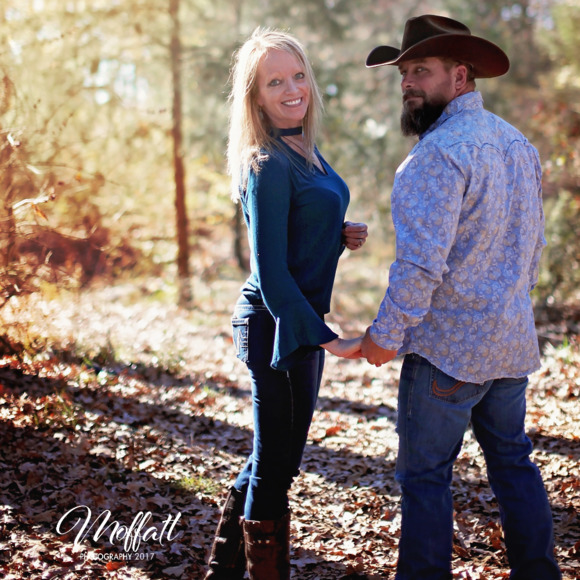 Profile Picture of Lisa Moffatt (@mywayranch) on Poshmark