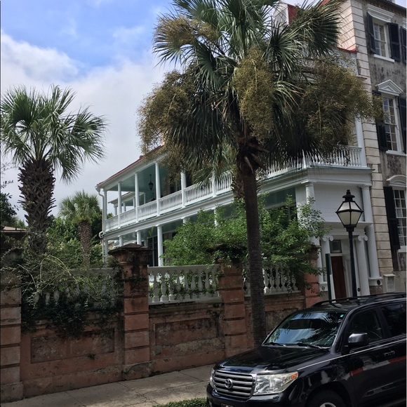 Profile Picture of Jen Swets (@jengswets) on Poshmark