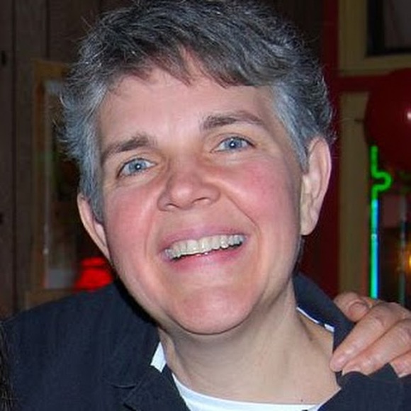 Profile Picture of Kelly Gammon (@wordyone) on Poshmark