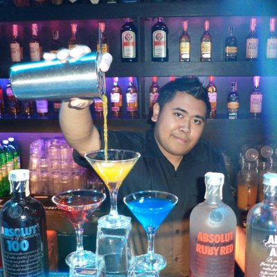 Profile Picture of Mark Aaron Castaneda (@edm_Alice6) on Twitter
