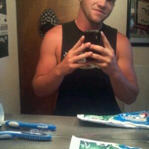 Profile Picture of Julian Isaac Stacy (@outlawracer38) on Twitter