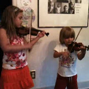 Profile Picture of A.J. Wolfe (@TheWolfes) on Youtube