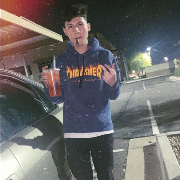 Profile Picture of Danny Barajas (@dannyb1400) on Poshmark