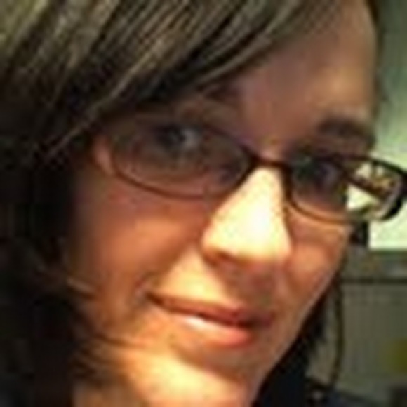 Profile Picture of Sandra Tarter (@sdubois35) on Poshmark