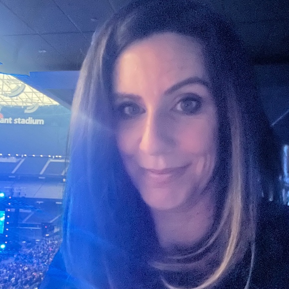 Traci Carzoo - Poshmark Profile Picture of Traci Carzoo (@tcarzoo1) on Poshmark