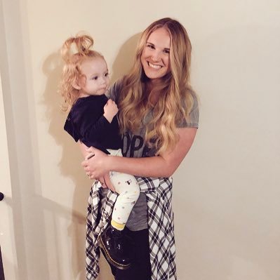 Profile Picture of Savannah Weaver (@savweavy) on Twitter