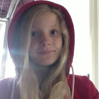 Profile Picture of Laura Blomquist (@laura_blomquist) on Twitter