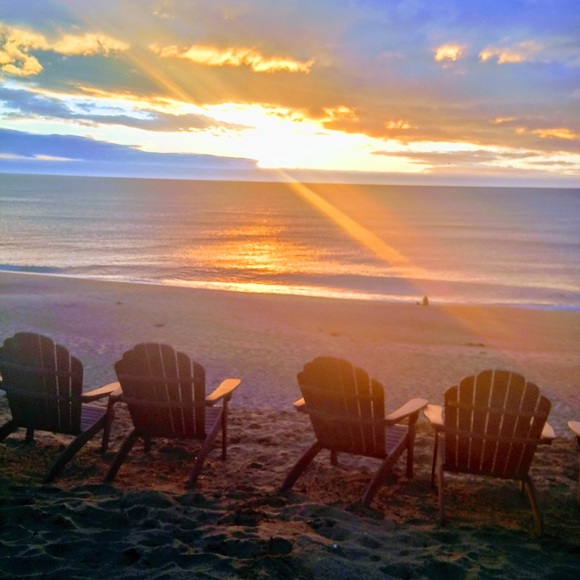 Profile Picture of Anna Wainscoat (@stampfam5) on Poshmark