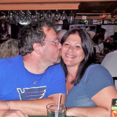 Profile Picture of Michele+Robert Kozik (@MnR_Kozik) on Twitter