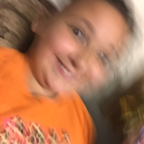 Profile Picture of Antheny Ateya (@anthenyislitty) on Poshmark