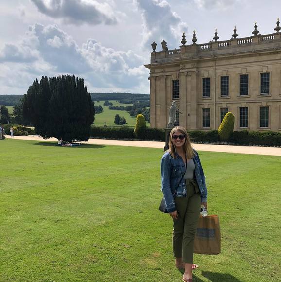 Profile Picture of Danielle Dawson (@dani_dawson) on Poshmark