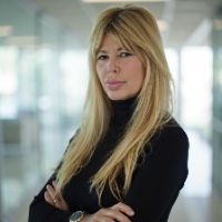 Profile Picture of Laura K Ellis (@laurakellis) on Tiktok