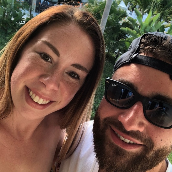 Profile Picture of Rebecca Scarnati (@b3eccas) on Poshmark