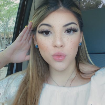 Profile Picture of V (@ValerieASerrano) on Twitter