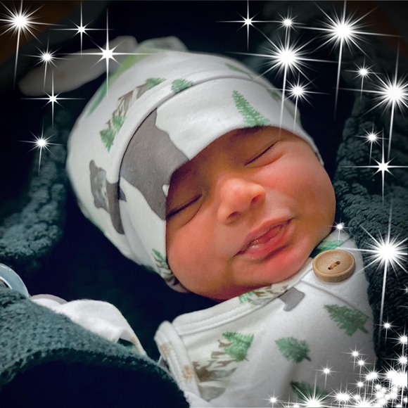 Profile Picture of Eli-laradeojeda Joel-ojedaolivo (@joel1431) on Poshmark