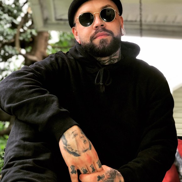 Profile Picture of Eric Padgett (@eric_padgett) on Poshmark