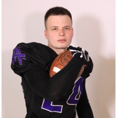 Profile Picture of B.C. (@bradcrisp_) on Twitter