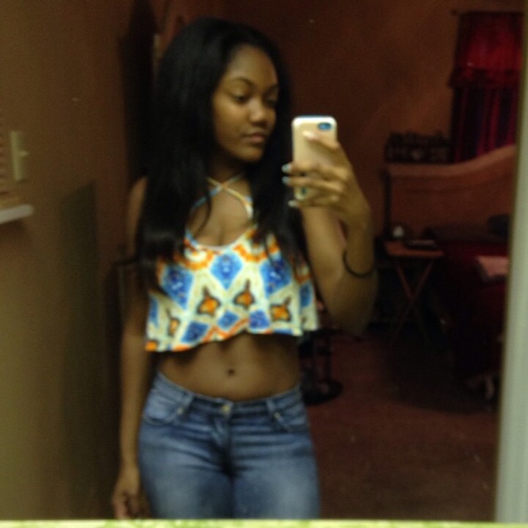 Profile Picture of Genae Keitt (@genaek) on Poshmark