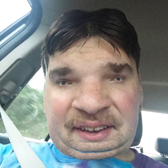 Profile Picture of Ben Tocci (@btocci2) on Poshmark