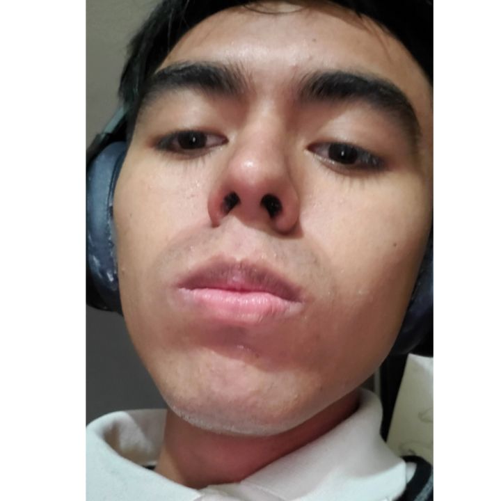 Profile Picture of alexflop (@alexflop) on Tiktok