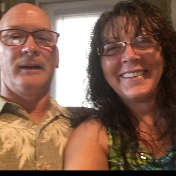 Profile Picture of Lori Jeffries (@lorijeffries67) on Poshmark