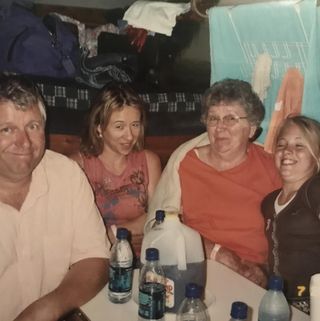 Profile Picture of Amanda Steadham (@amanda.vansau) on Facebook