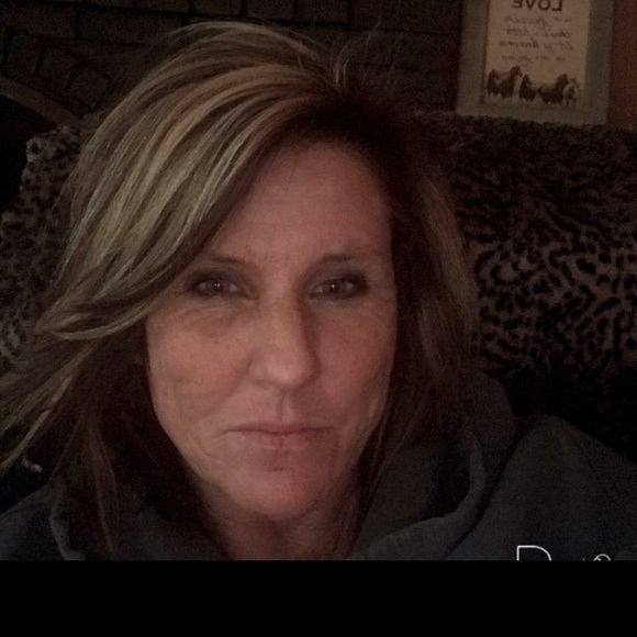 Profile Picture of Wendy Whelan (@harleymom72) on Poshmark